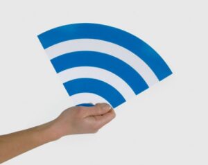 Come eliminare profili reti wireless su Windows 8
