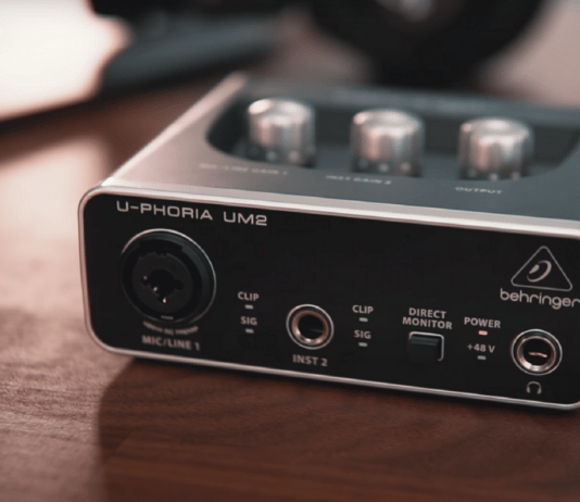 Behringer U-Phoria UM2 - Recensione completa