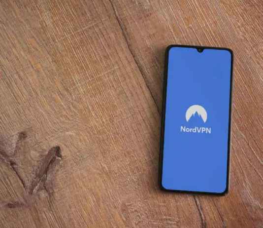 Come usare NordVPN su Android e iPhone - Guida completa