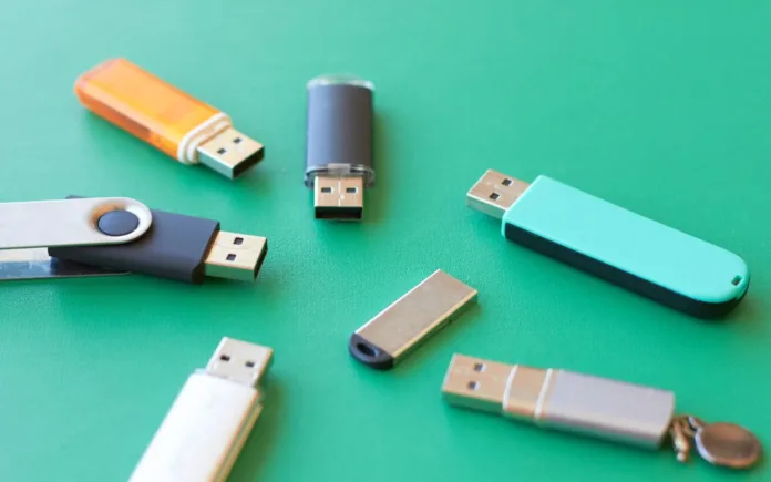 Come proteggere i dati di una chiavetta USB - Guida completa