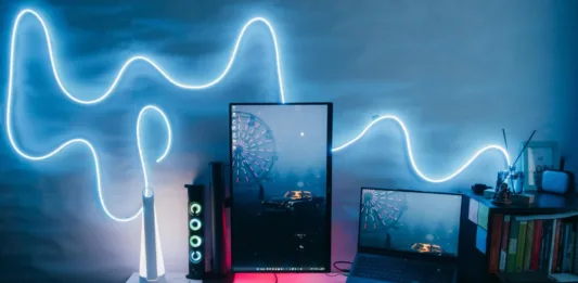 Come ruotare lo schermo del PC - Guida completa
