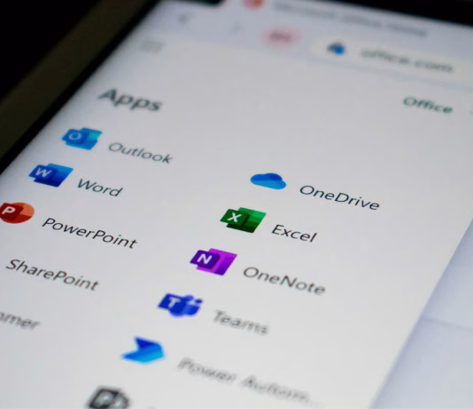 Dove comprare la licenza Office legale: canali ufficiali vs rivenditori online