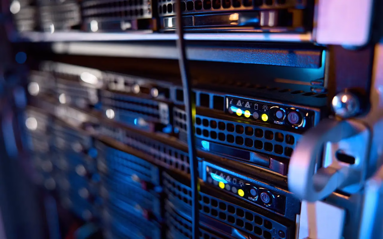 Dal sito statico all e-commerce come scegliere un hosting versatile e scalabile